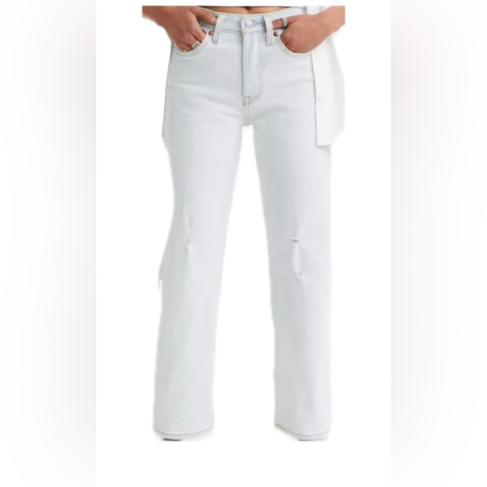 Levi’s Wedgie super light wash size 25
